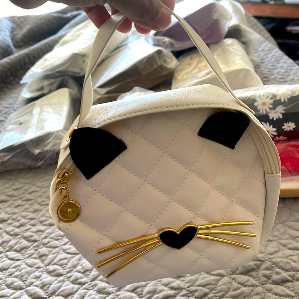 Mini cat bag